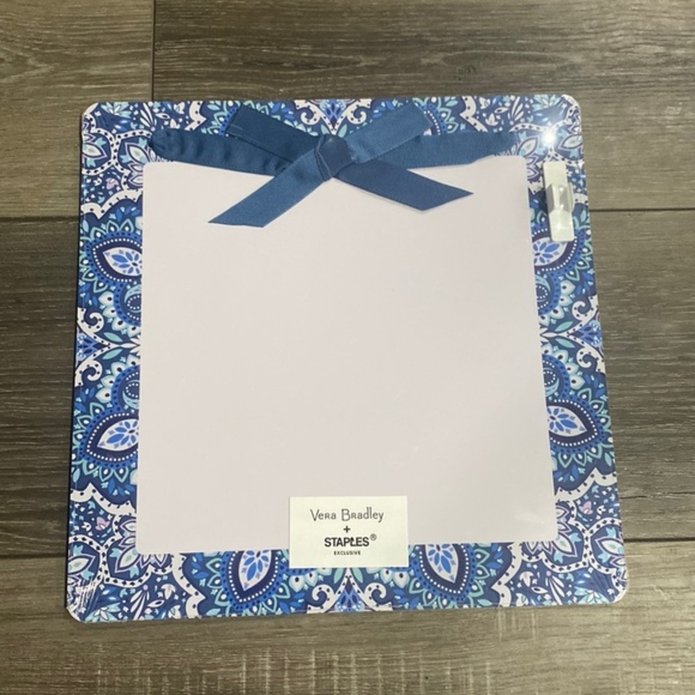 NWT! Vera Bradley White Board - Blue Paisley Print